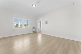 1475 W Adams Blvd #205 - Photo 1 of 1