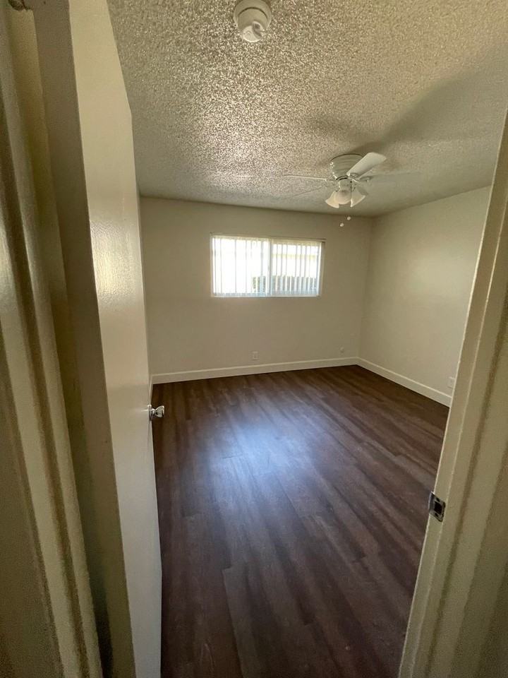 Dayton Square - Photo 7 of 20