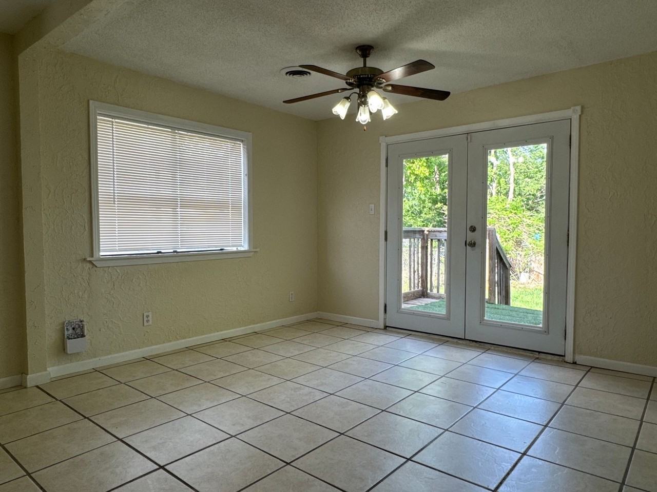 1503 Nw 18th St - Photo 5 of 9