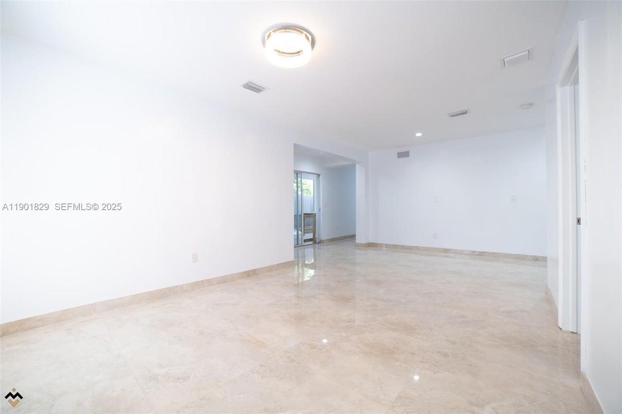 12615 East Randall Park Drive - Photo 2 of 51