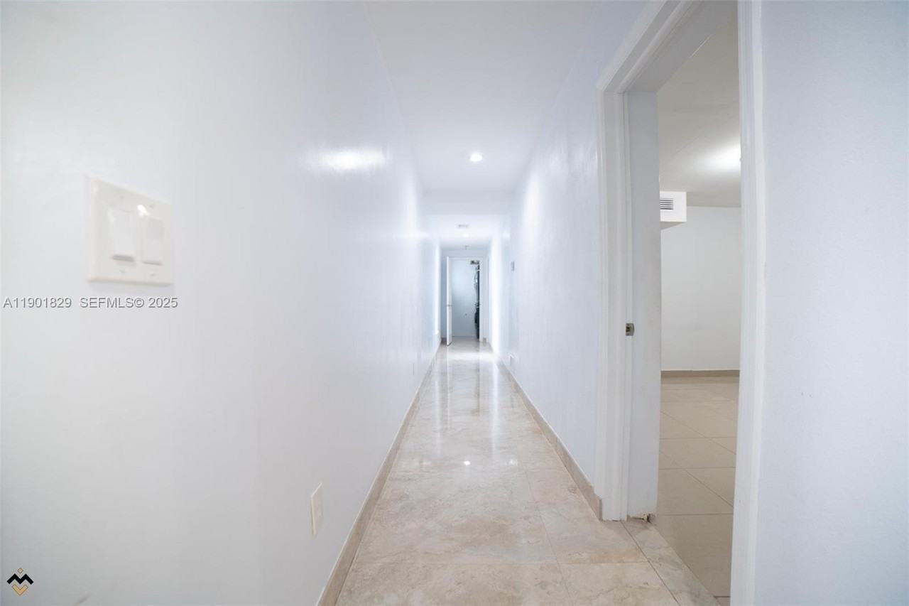 12615 East Randall Park Drive - Photo 7 of 51