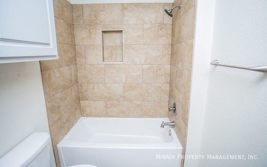 4117 18th St - Photo 6 of 32