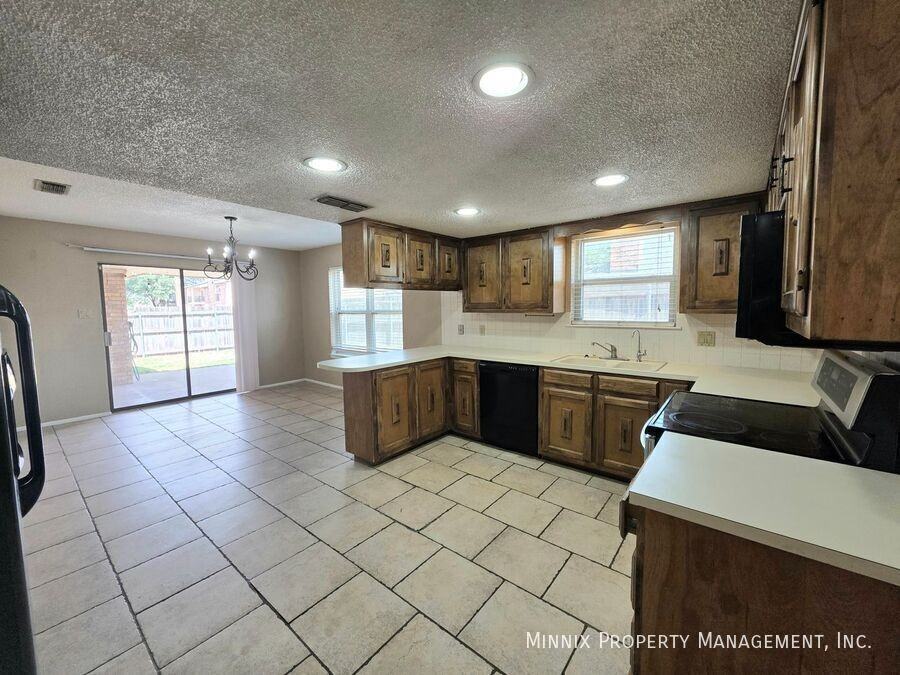 4800 Dentcrest Dr #A - Photo 5 of 19