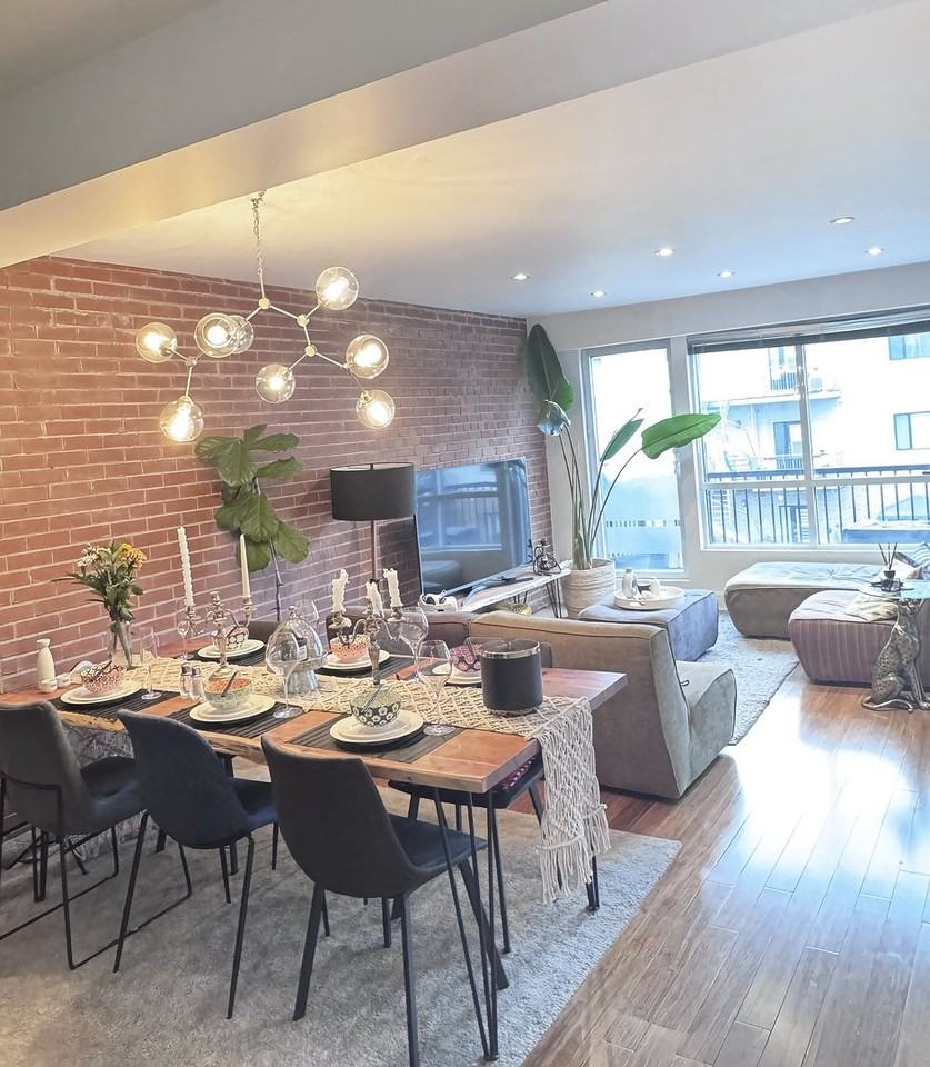 735 1re Av - Photo 4 of 18