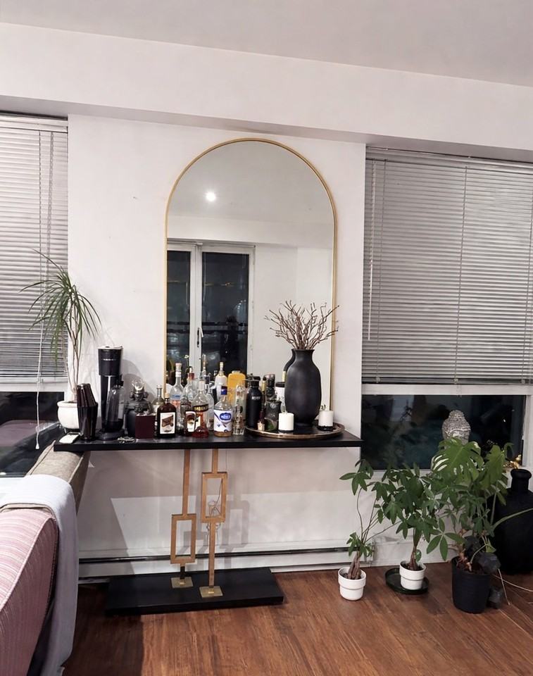 735 1re Av - Photo 6 of 18