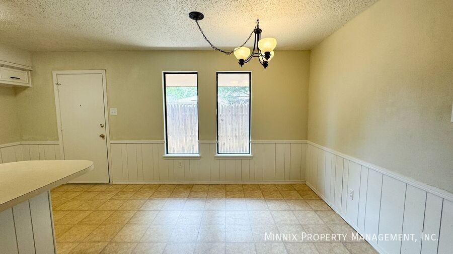 4427 75th Dr #B - Photo 6 of 26