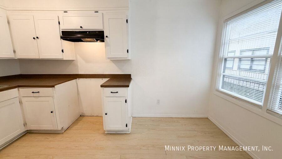 5005 Avenue W #7 - Photo 6 of 16