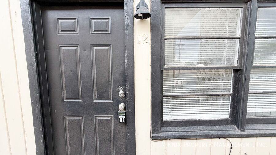 5005 Avenue W #12 - Photo 2 of 15