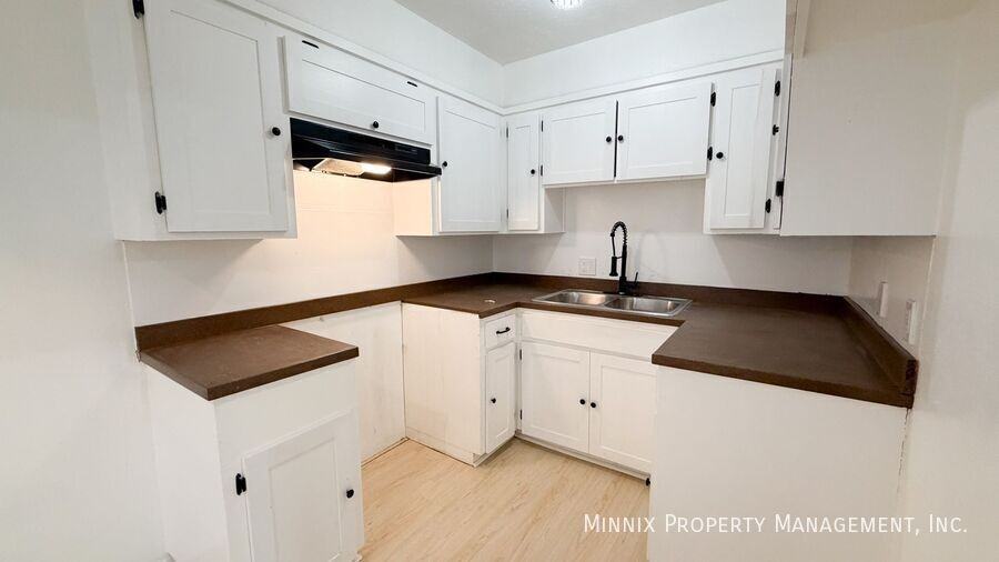 5005 Avenue W #12 - Photo 6 of 15