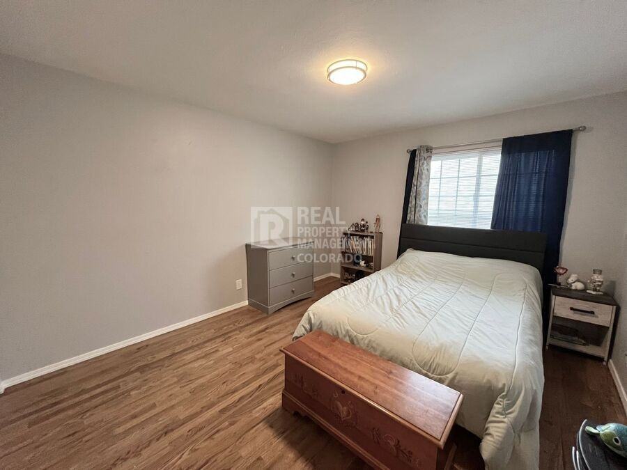 366 Cobblestone Dr - Photo 6 of 26