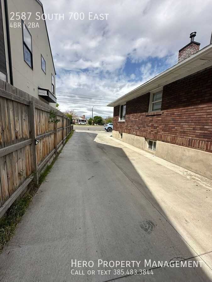 2587 S 700 E - Photo 3 of 50
