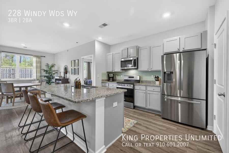 228 Windy Woods Way - Photo 2 of 37