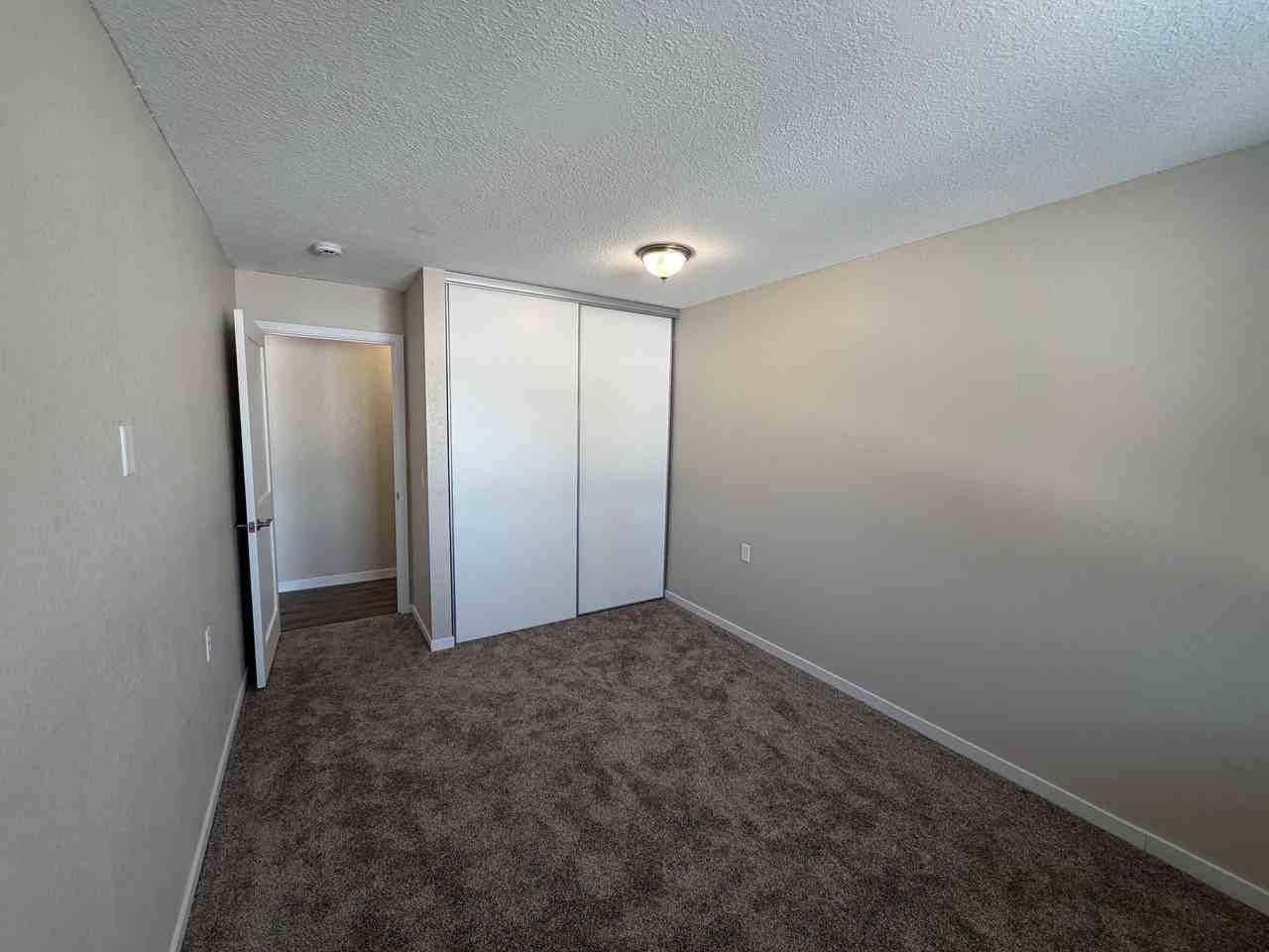 315 Paul Ave N #7 - Photo 3 of 15