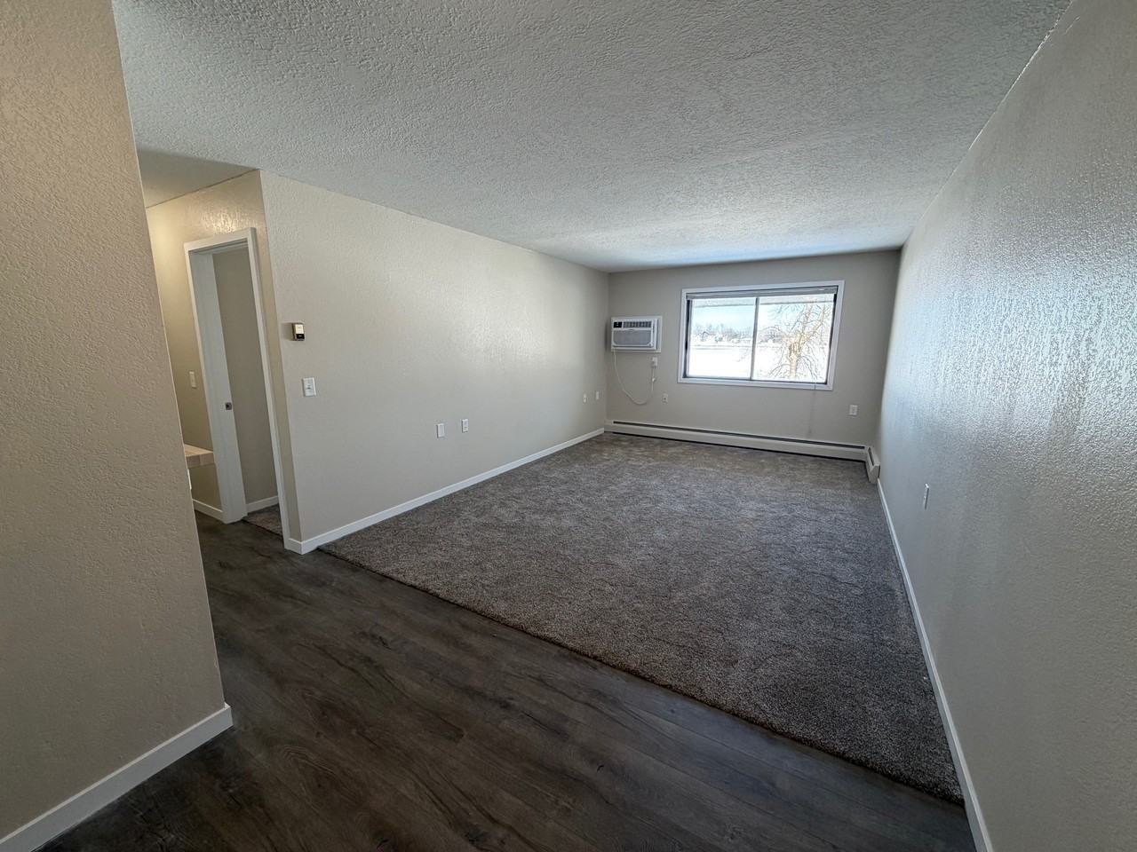 315 Paul Ave N #7 - Photo 6 of 15