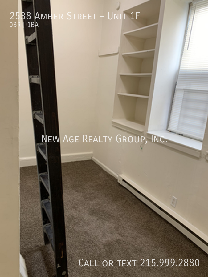 2538 Amber St #1F - Photo 2 of 4
