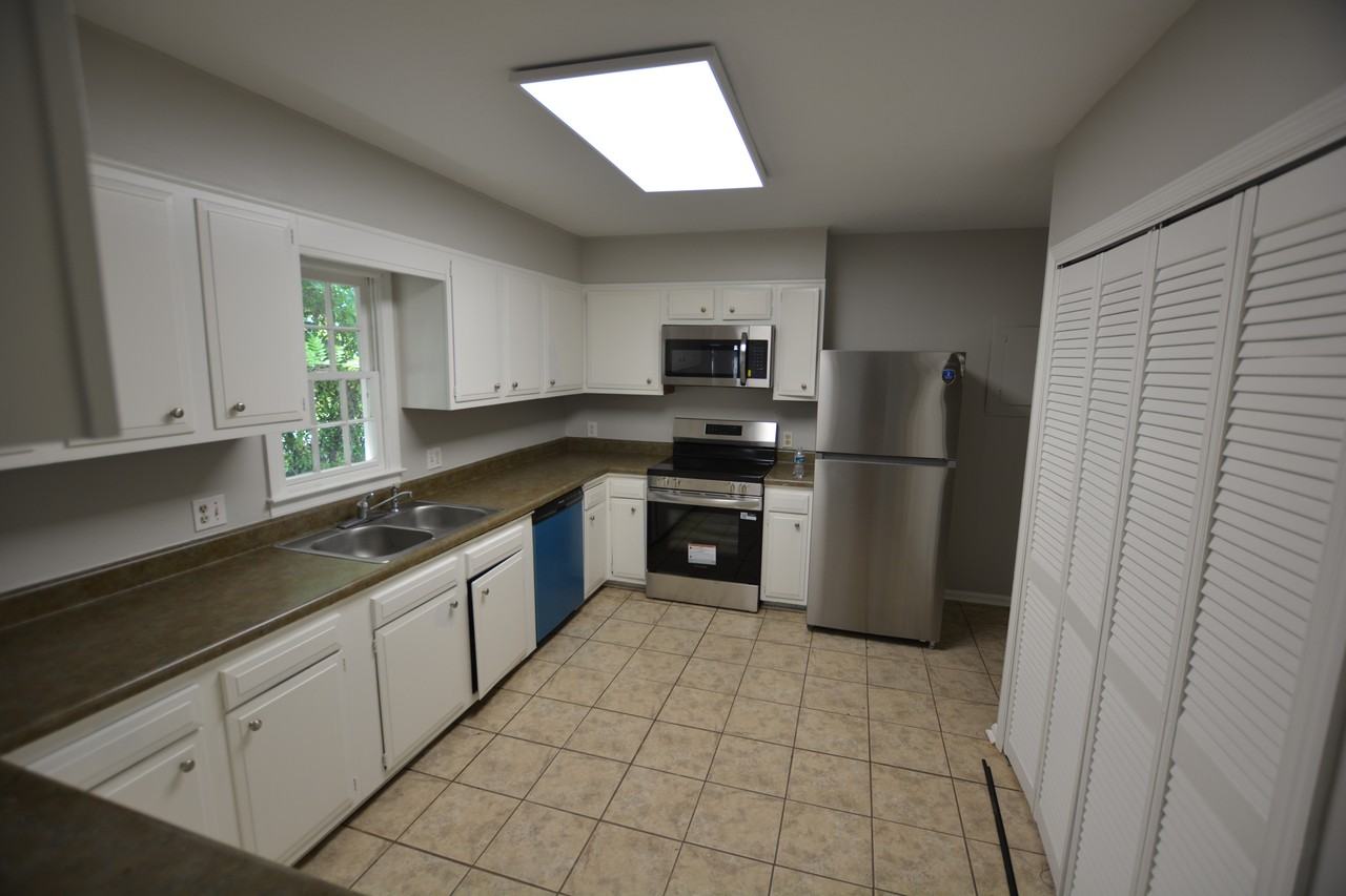 1314 9th Ave #1 - Photo 2 of 23