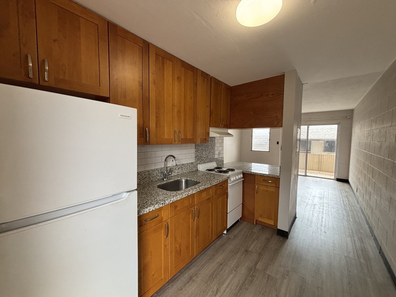 1323 Matlock Ave #3 - Photo 2 of 14
