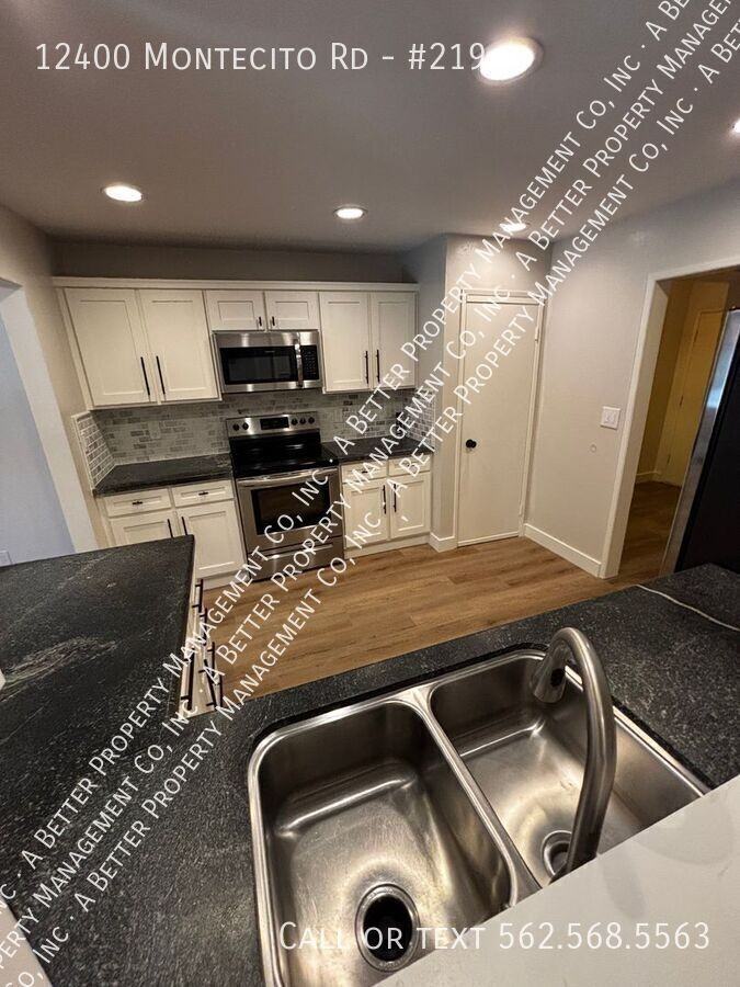 12400 Montecito Rd #219 - Photo 5 of 36