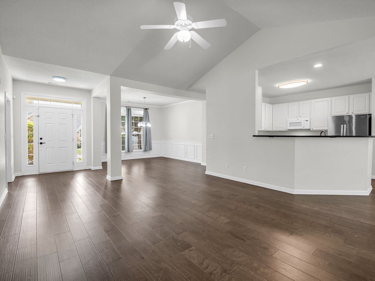 46 Summer Meadow Rd #1 - Photo 4 of 32