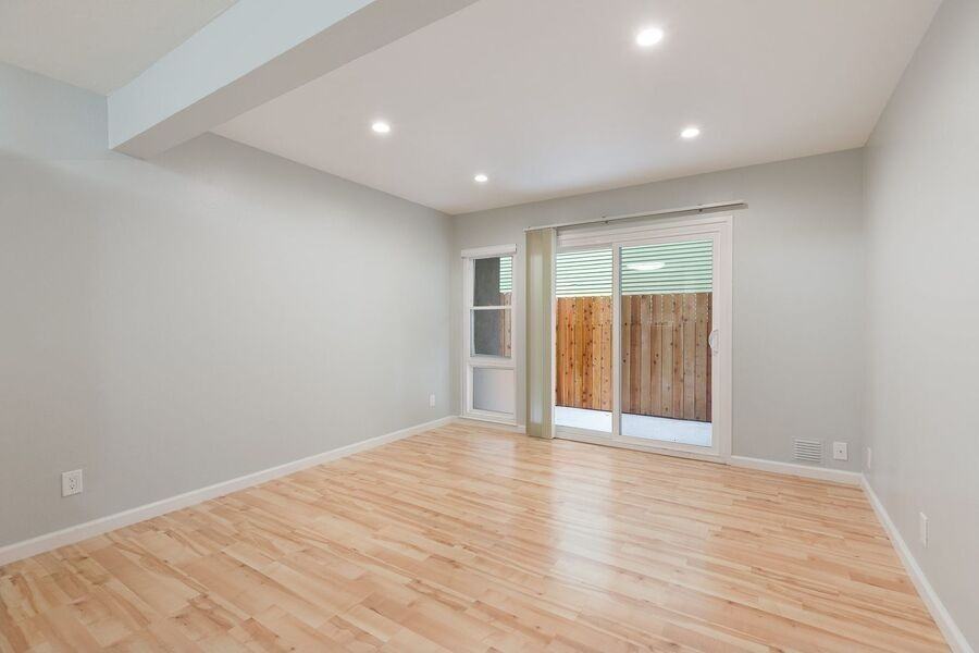 450 Alcatraz Ave #02 - Photo 2 of 20