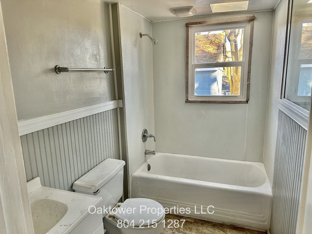 801 Koch Ave #1 - Photo 7 of 10