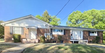 featured image of 328 W Liberty St #1