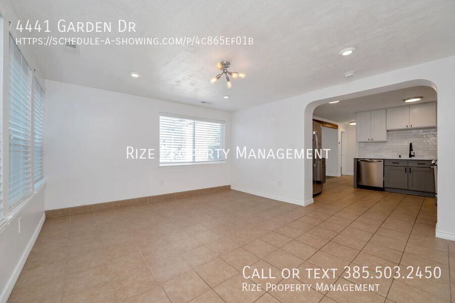 4441 S Garden Dr - Photo 4 of 16