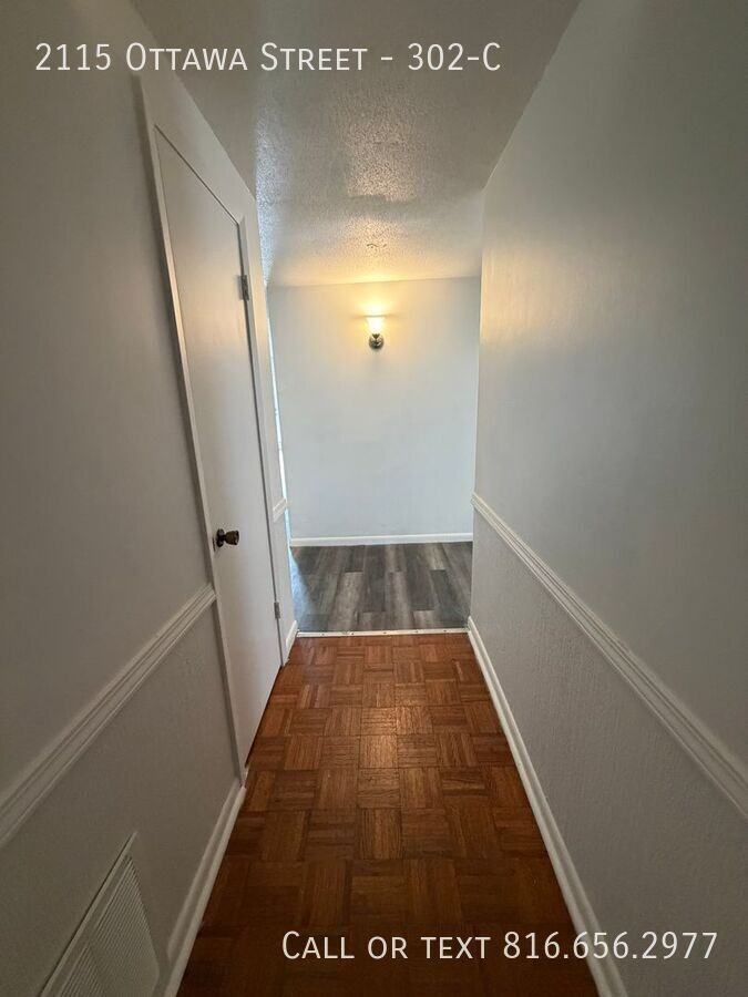 2115 Ottawa St #302C - Photo 2 of 46