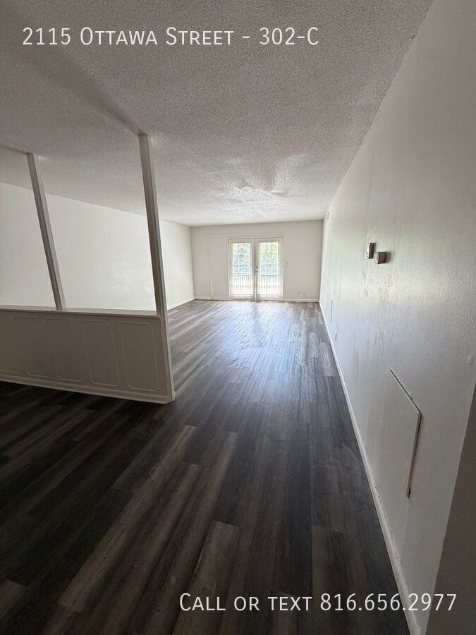 2115 Ottawa St #302C - Photo 7 of 46