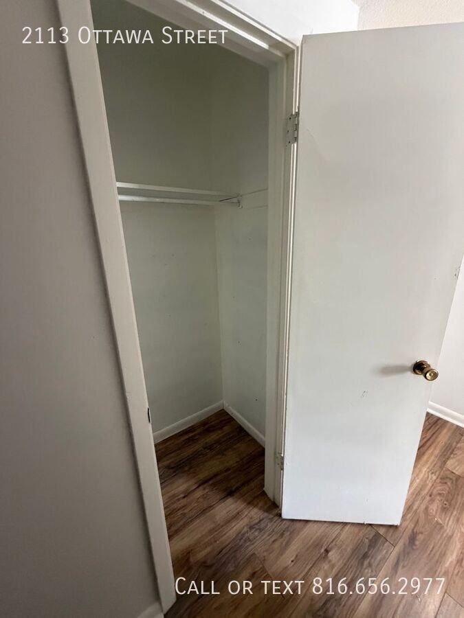 2113 Ottawa St #204C - Photo 4 of 45