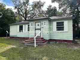 featured image of 562 W 49th St