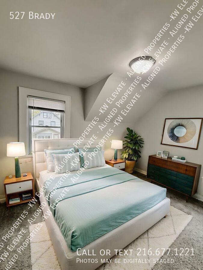 527 Brady Ave - Photo 6 of 27