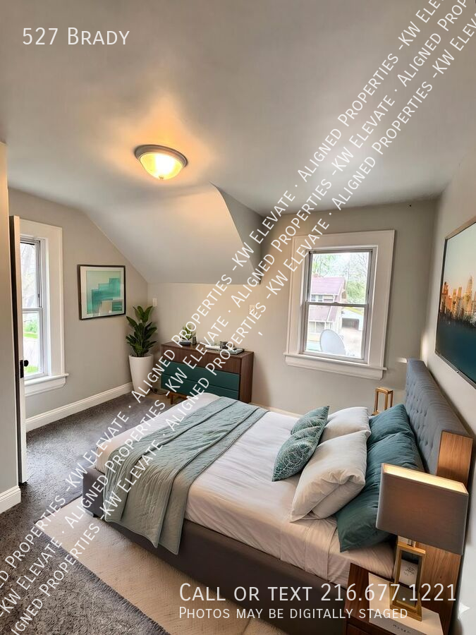 527 Brady Ave - Photo 7 of 27