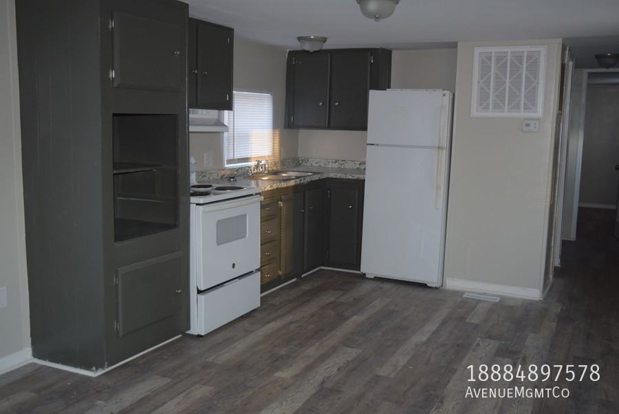 2115 31st Avenue Dr Ne #15S - Photo 5 of 14