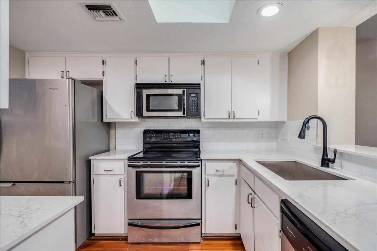 1411 Norwalk Ln #207 - Photo 3 of 18