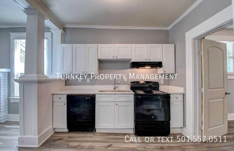 1822 Booker St - Photo 4 of 15