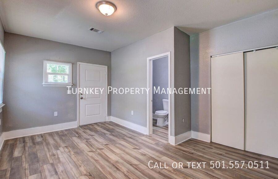 1822 Booker St - Photo 7 of 15