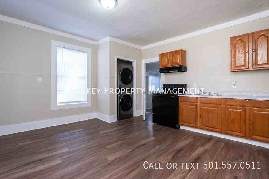 1308 W 21st St - Photo 5 of 17