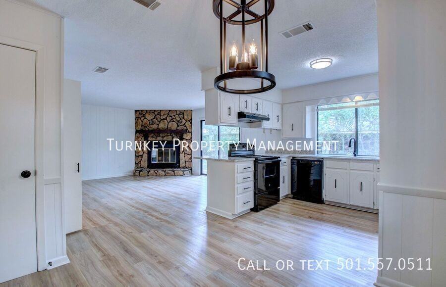 9920 Stardust Trl - Photo 4 of 21
