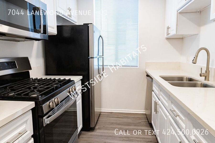 7044 Lanewood Ave #01 - Photo 2 of 14