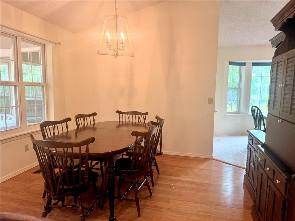 11 Blakeney Ln - Photo 7 of 24