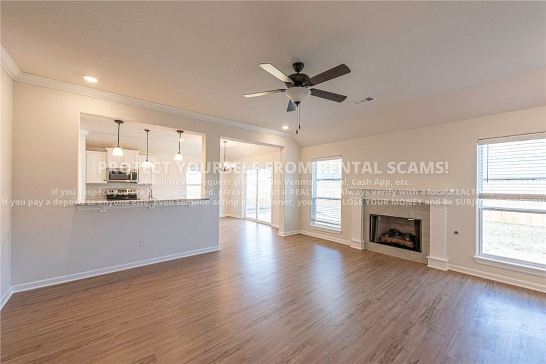 411 Coconut Ln - Photo 5 of 18