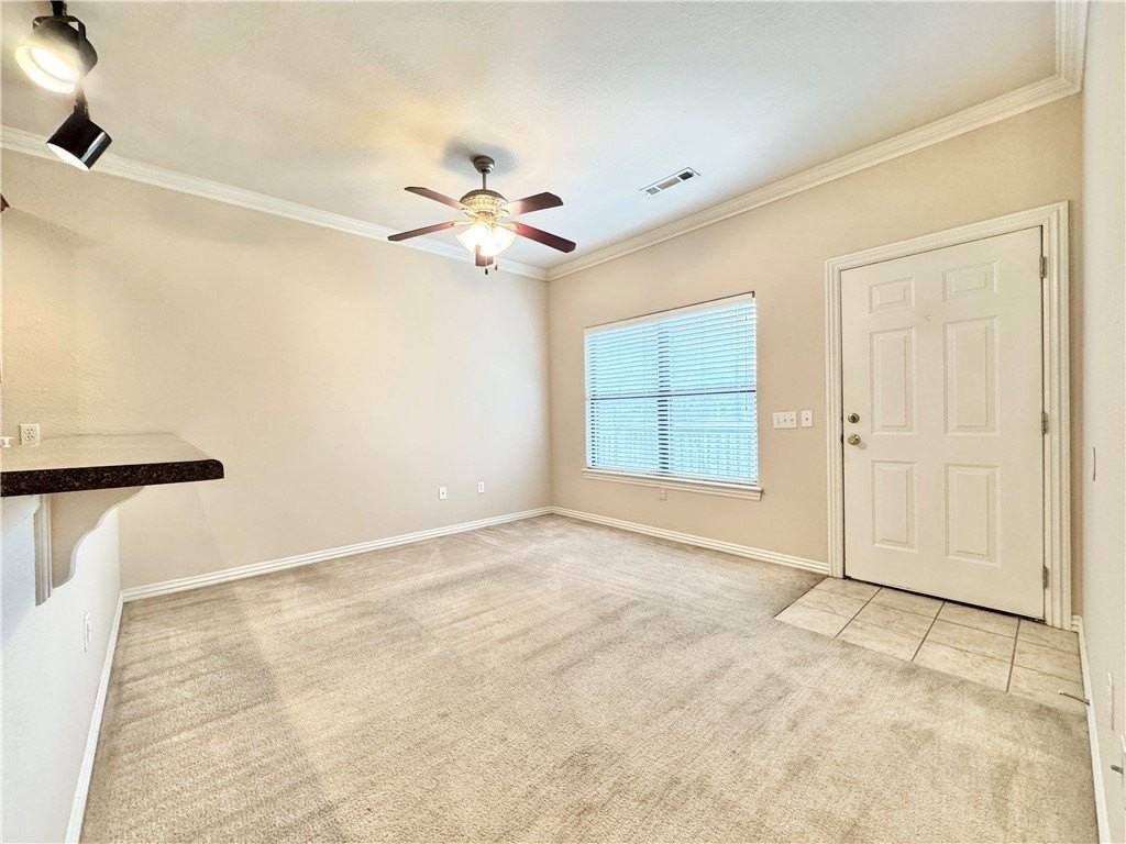 2131 N Crossover Rd #203 - Photo 3 of 15