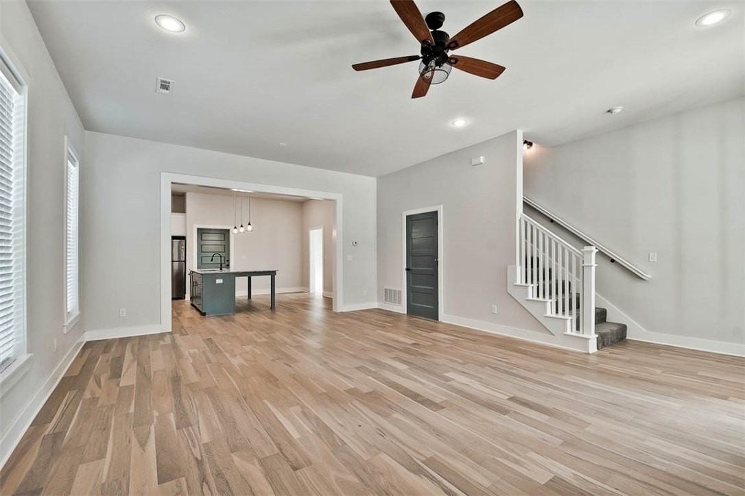 930 S College Ave - Photo 6 of 16