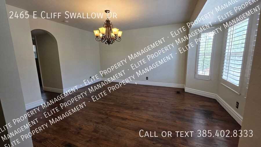 2465 E Cliff Swallow Dr - Photo 3 of 28