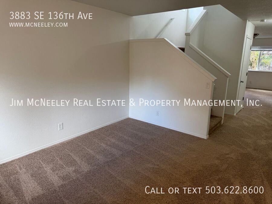 3883 Se 136th Ave - Photo 6 of 20