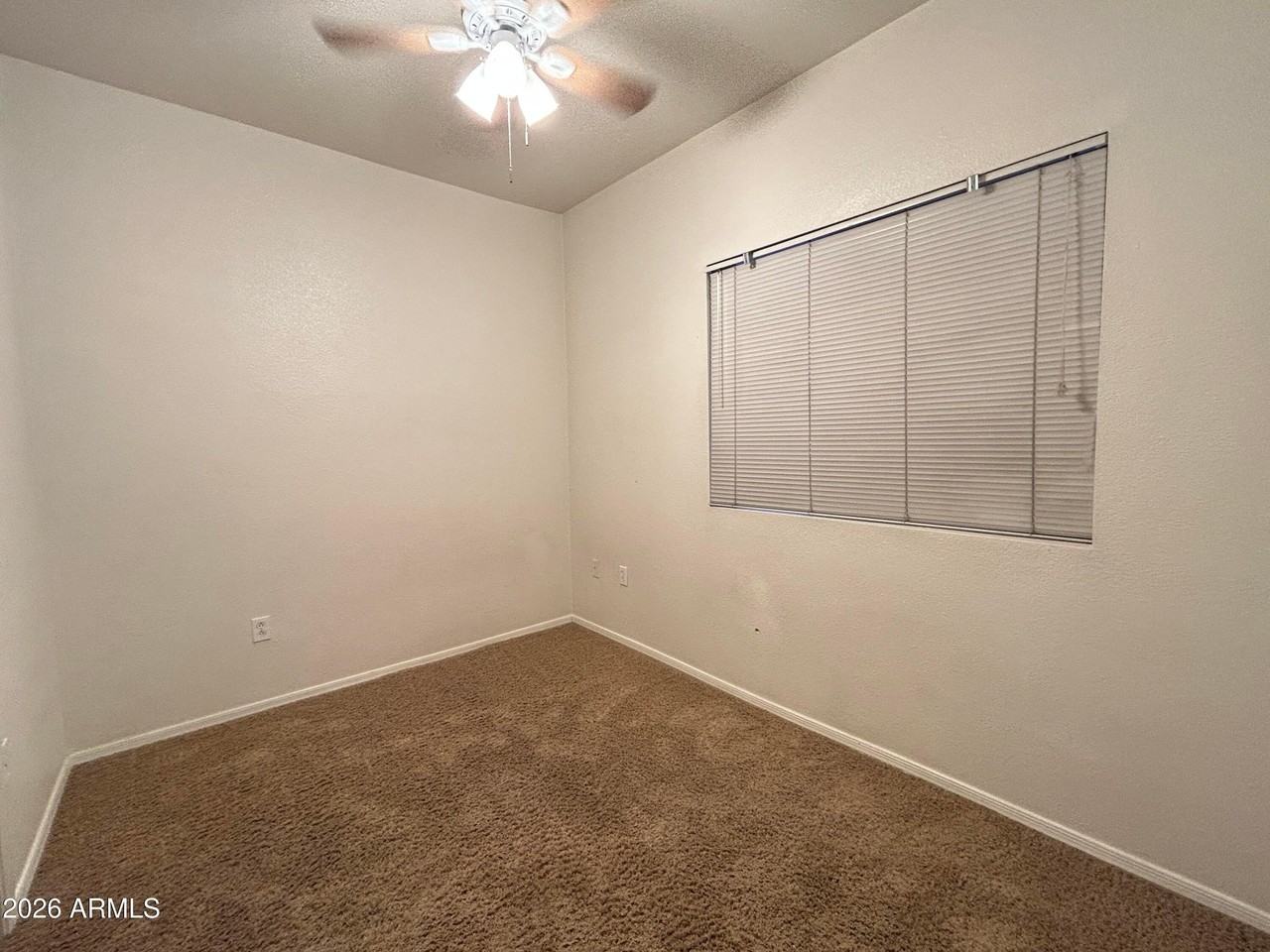 920 E Devonshire Ave #2026 - Photo 5 of 16