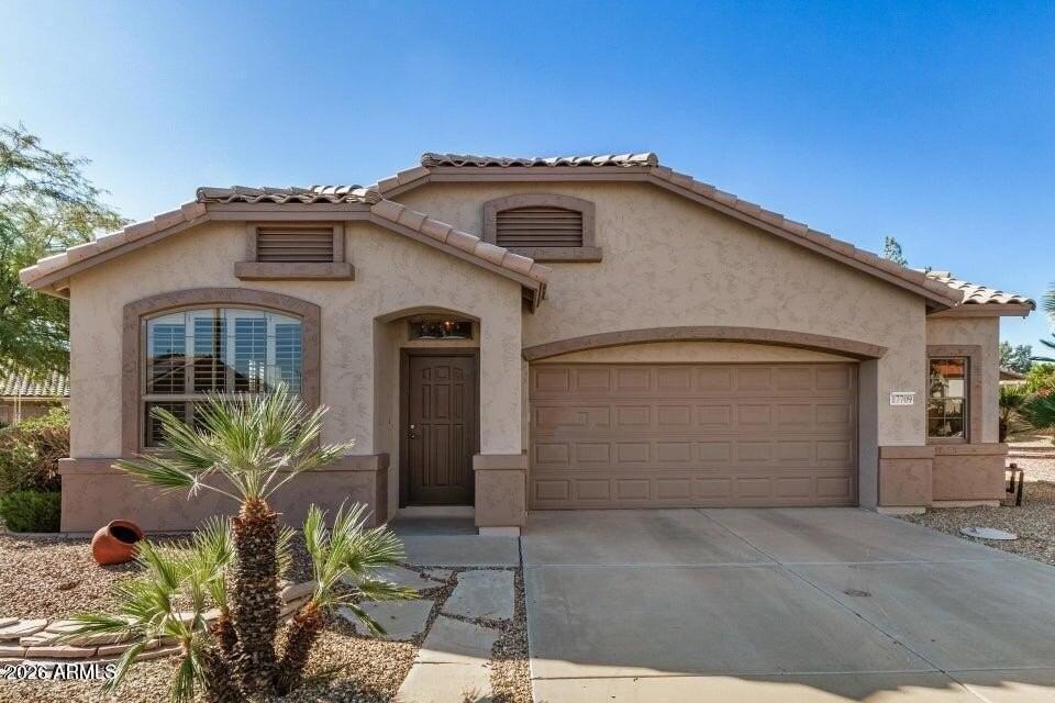 17709 W Sunbelt Dr - Photo 2 of 34