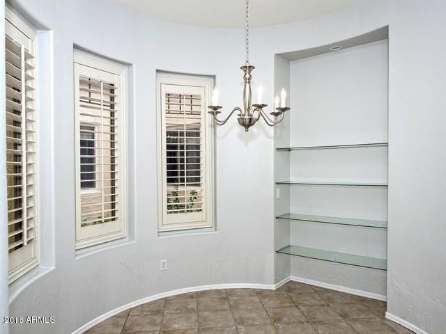 2732 W Florimond Rd - Photo 7 of 33