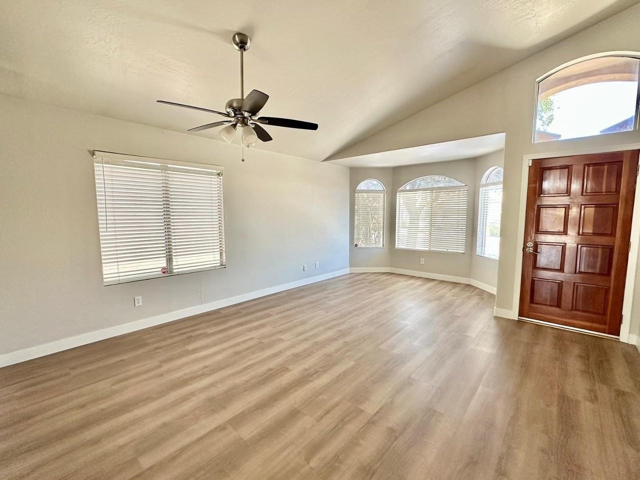 4781 W Harrison St - Photo 2 of 28